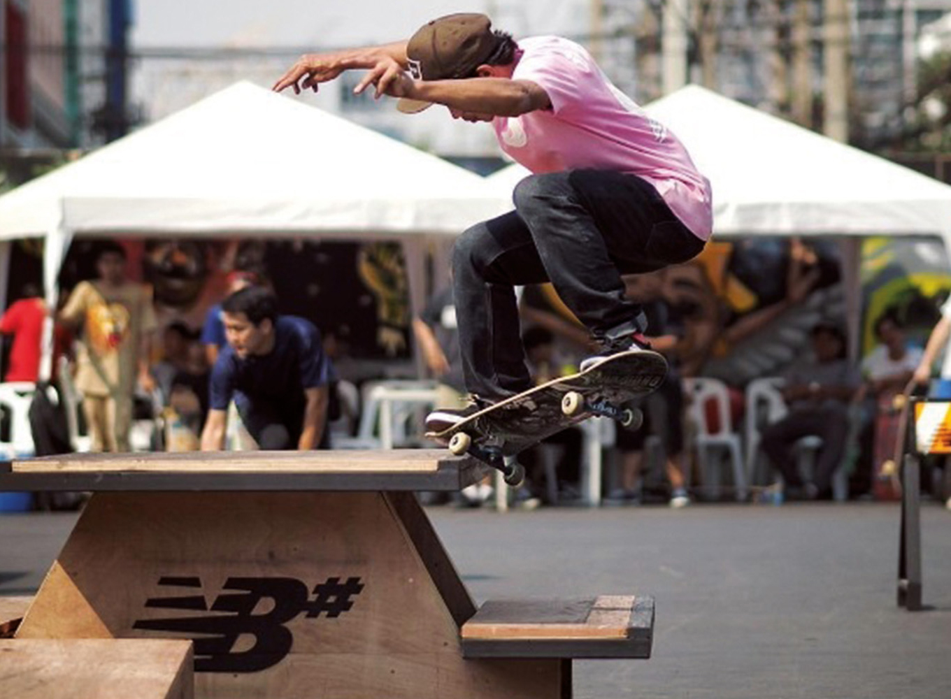 NEW BALANCE - POP local comercial - San isidro