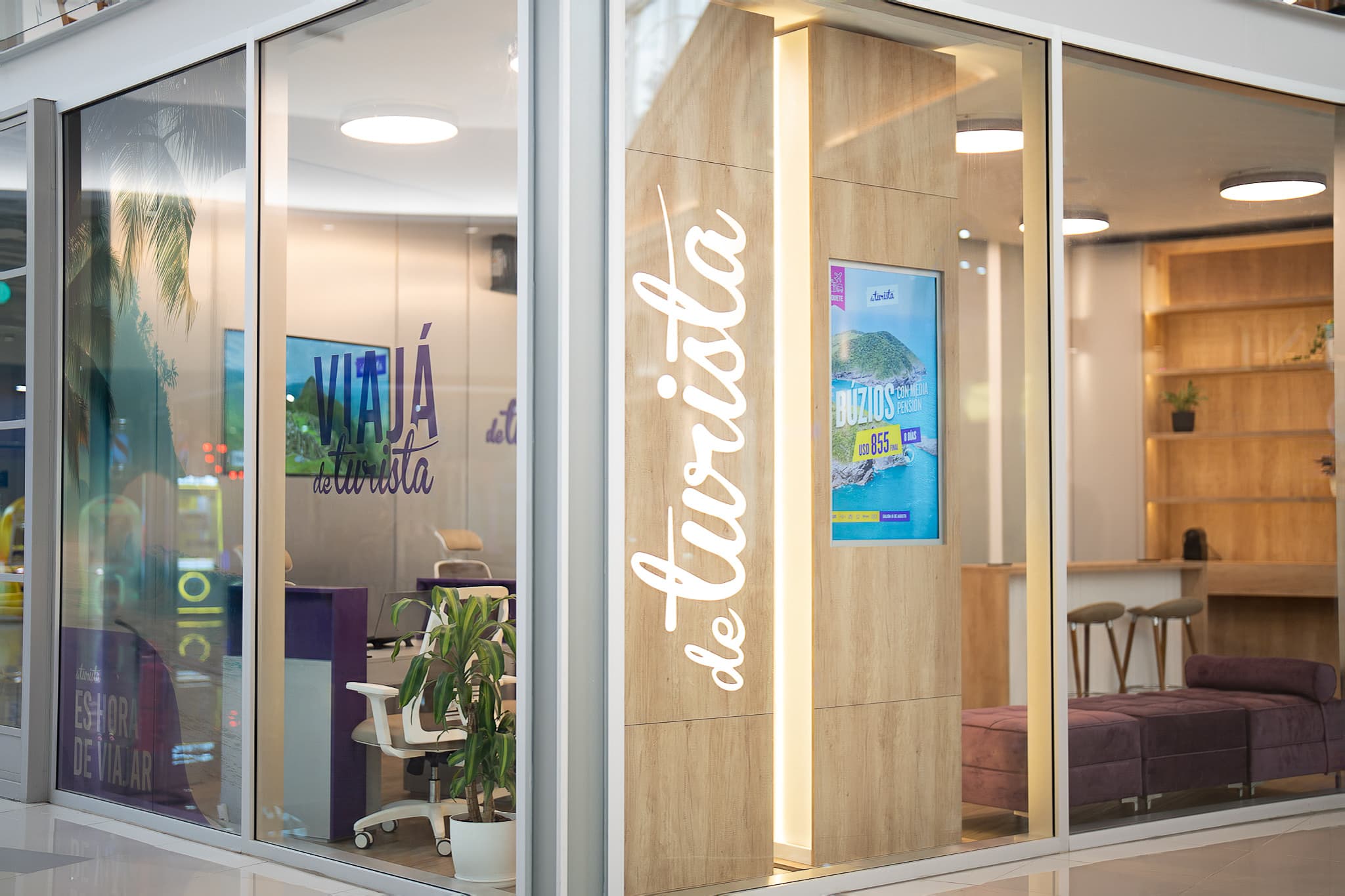 DeTurista  case study header image